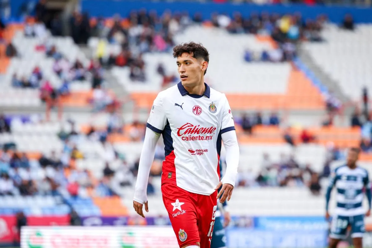 Chiquete en partido con Chivas