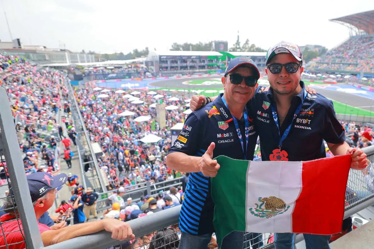 Aficionados de México en el Gran Premio de la Ciudad de México
