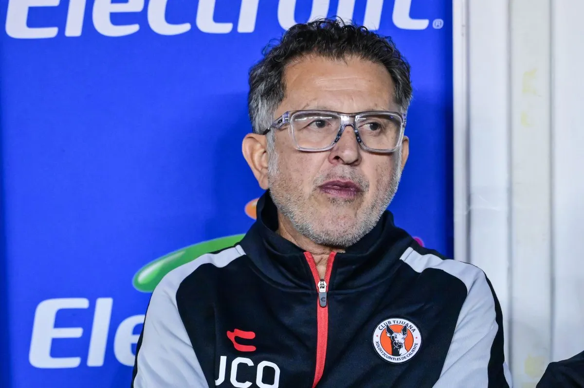 Juan Carlos Osorio en el banquillo de Tijuana