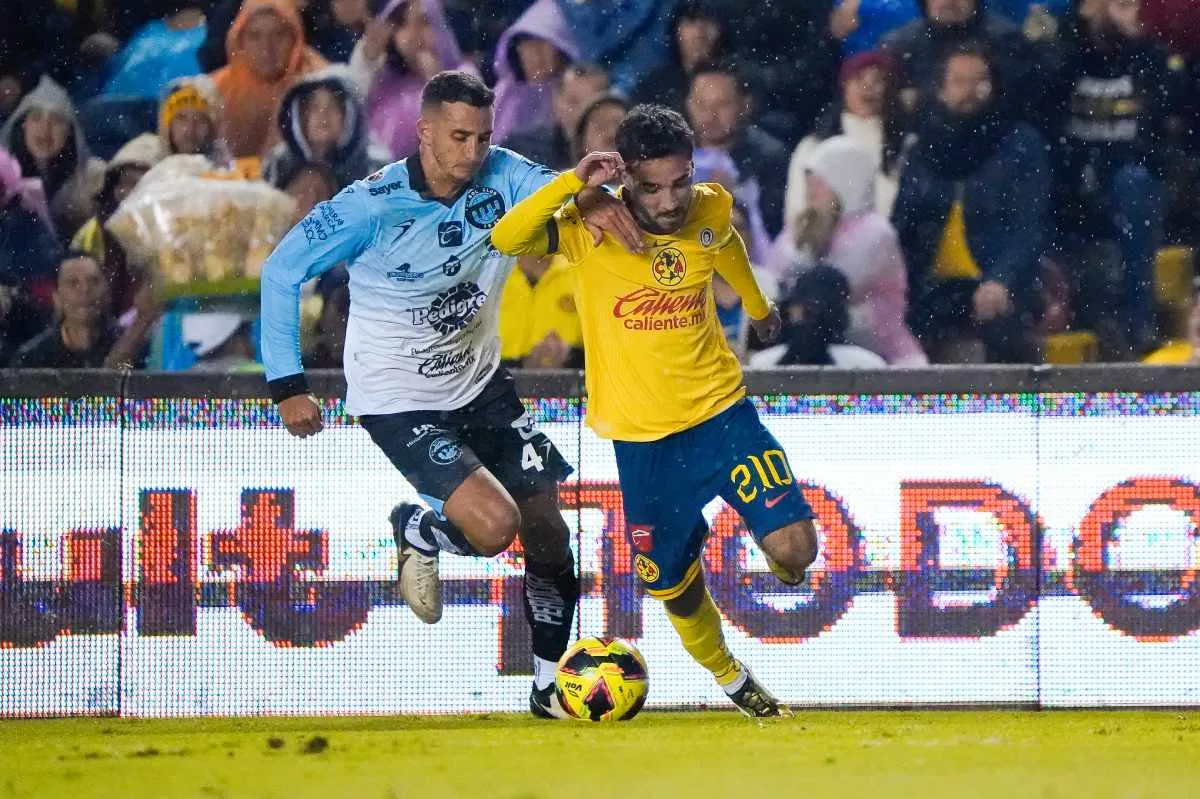 América en el partido contra Gallos Blancos