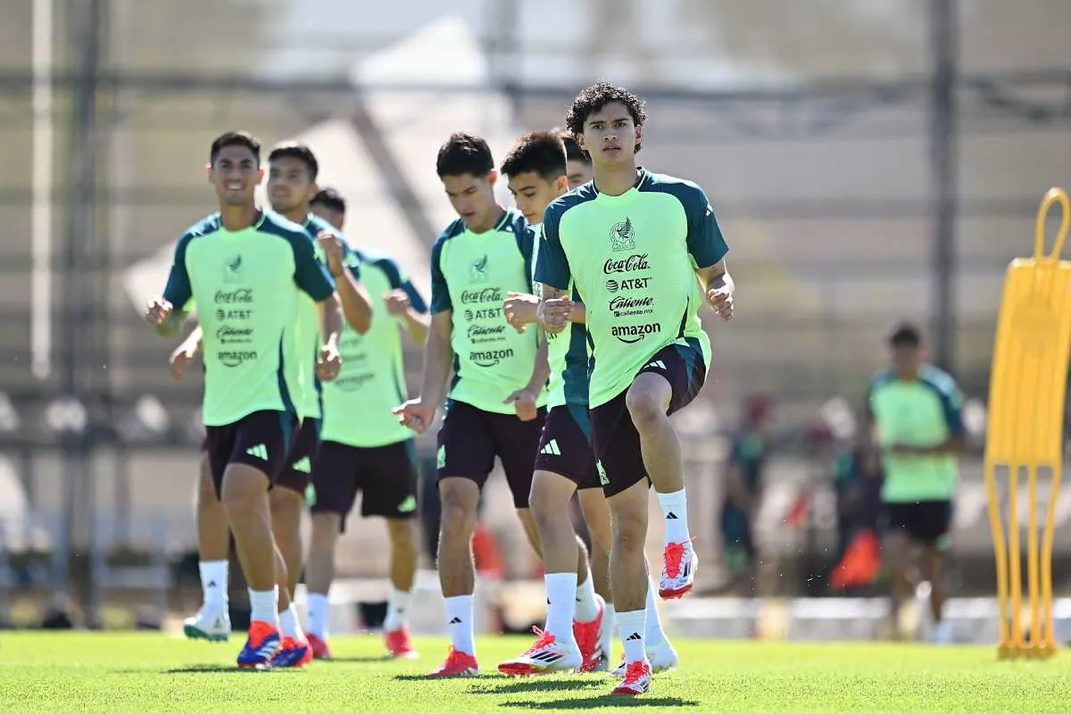 Jugadores de la Selección Mexicana en entrenamiento