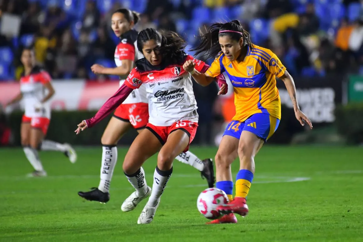 Tigres y Atlas en partido del Clausura 2025 de la Liga MX Femenil
