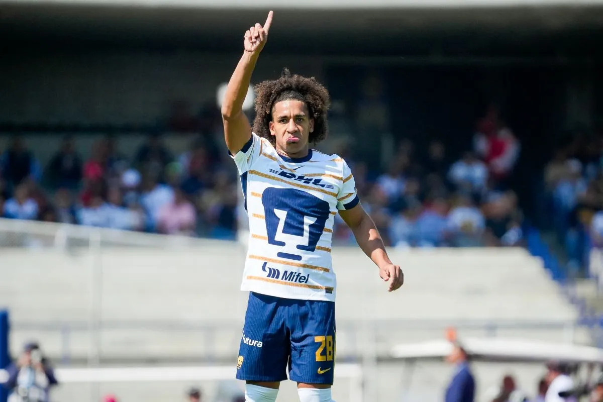 Carrasquilla debutó este domingo con Pumas