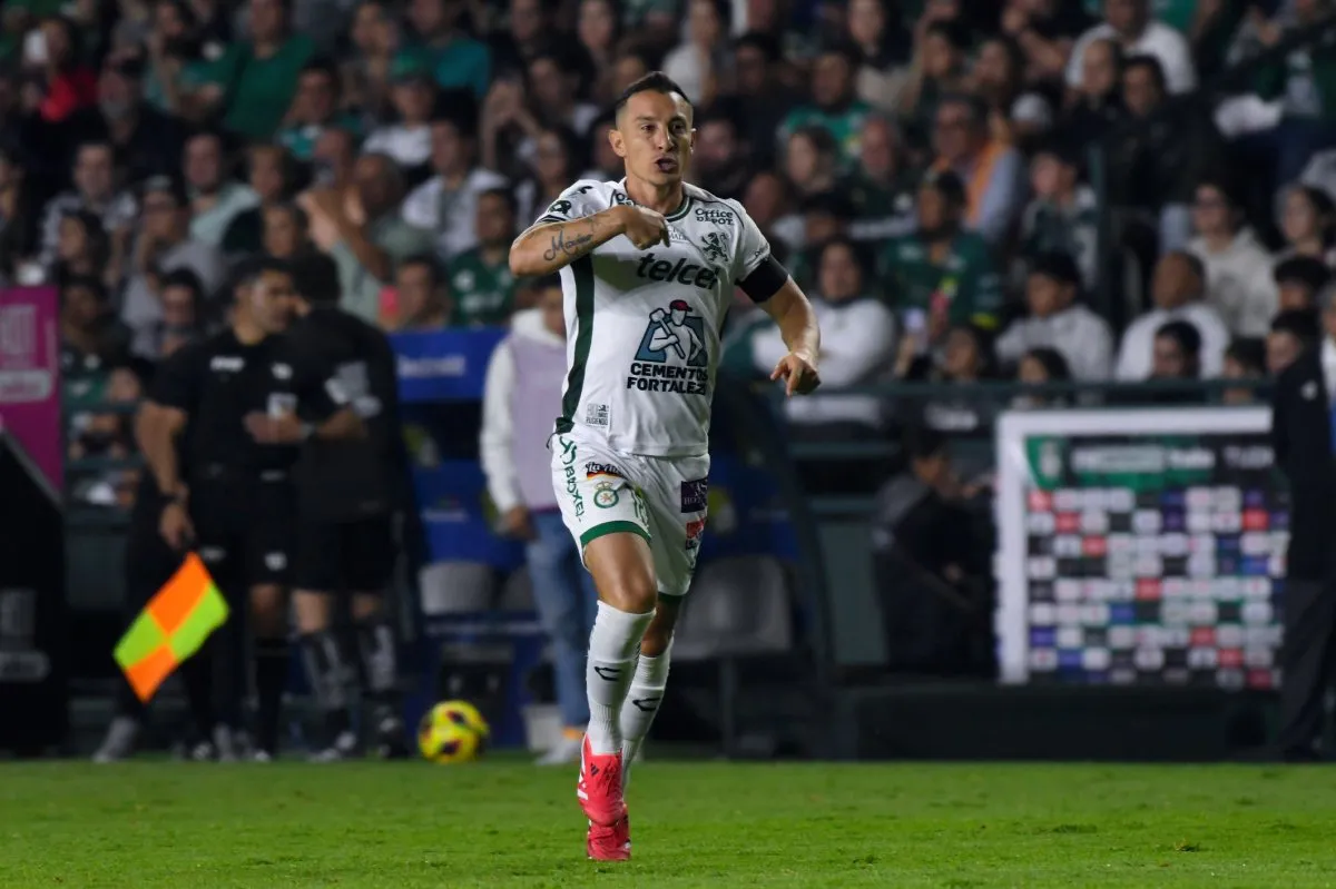 Guardado en partido con León