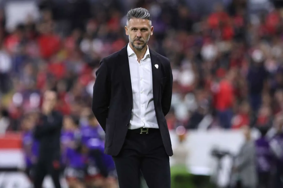 Demichelis explicó su decisión del cambio en el arco