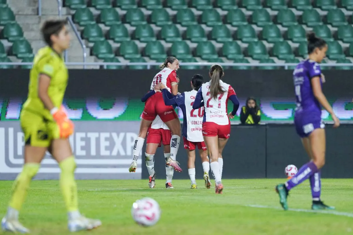 Chivas es uno de los equipos que ha goleado a Mazatlán
