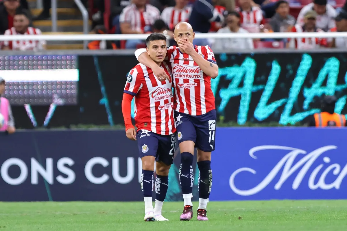 Beltrán y Chicharito | IMAGO7