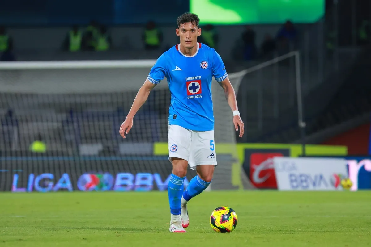 Chiquete con Cruz Azul | IMAGO7