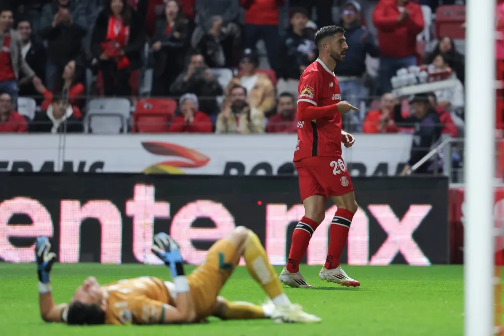 Toluca goleó a Gallos a media semana