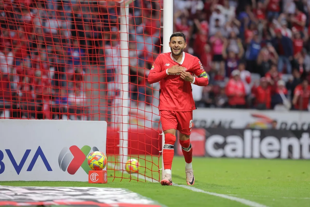 Alexis Vega | IMAGO7