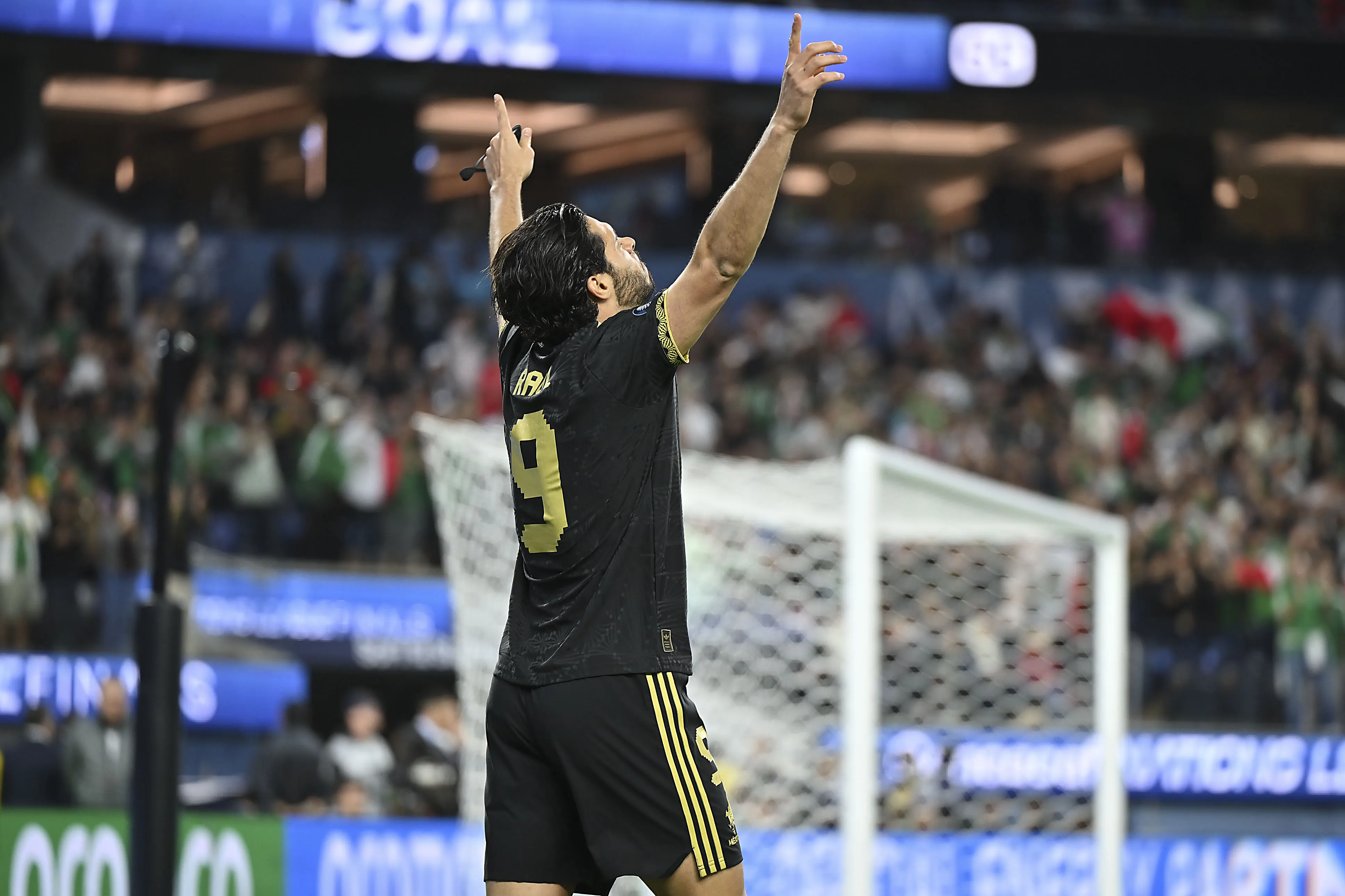 LaVolpe destacó el desarrollo de Raúl