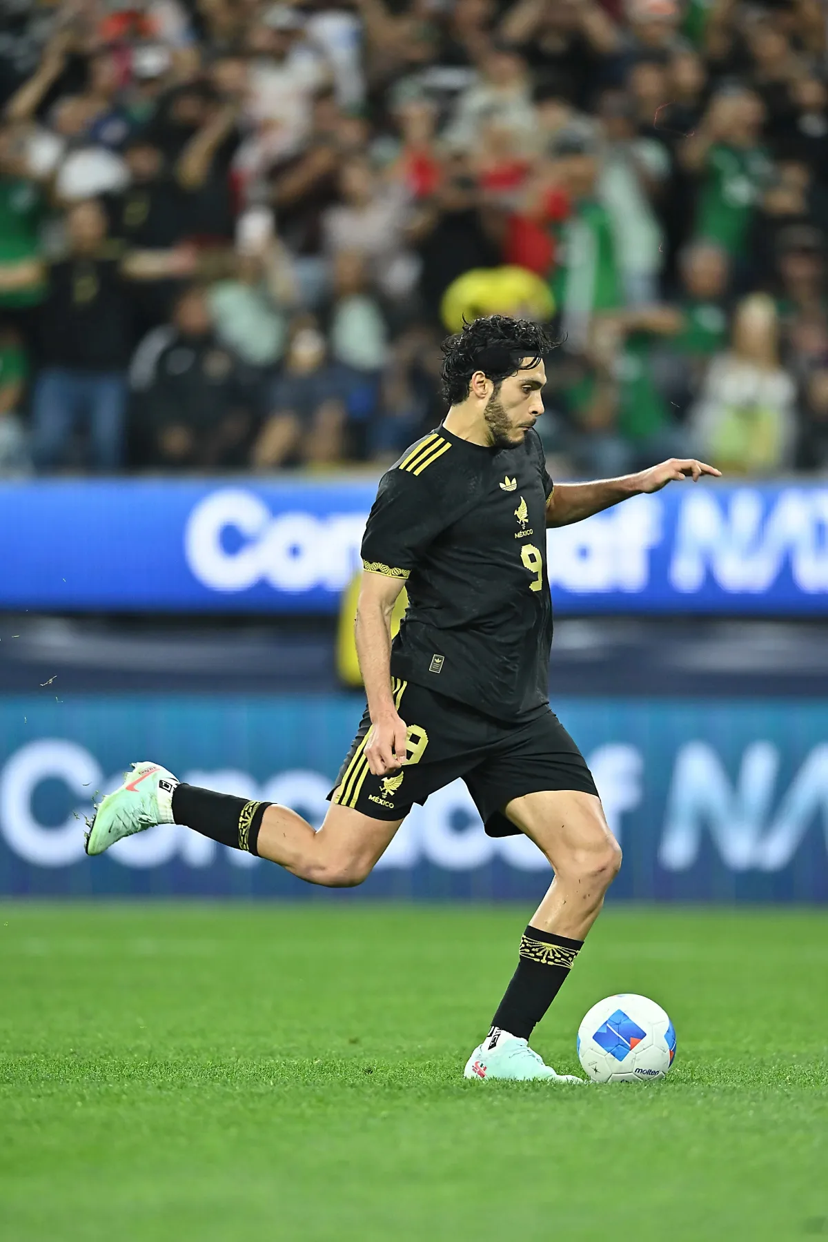 Cobro de Raúl | IMAGO7