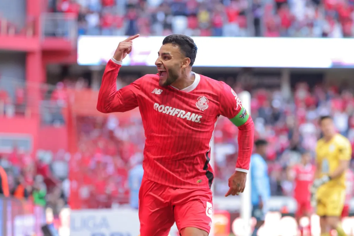 Alexis Vega, jugador de Toluca | IMAGO7