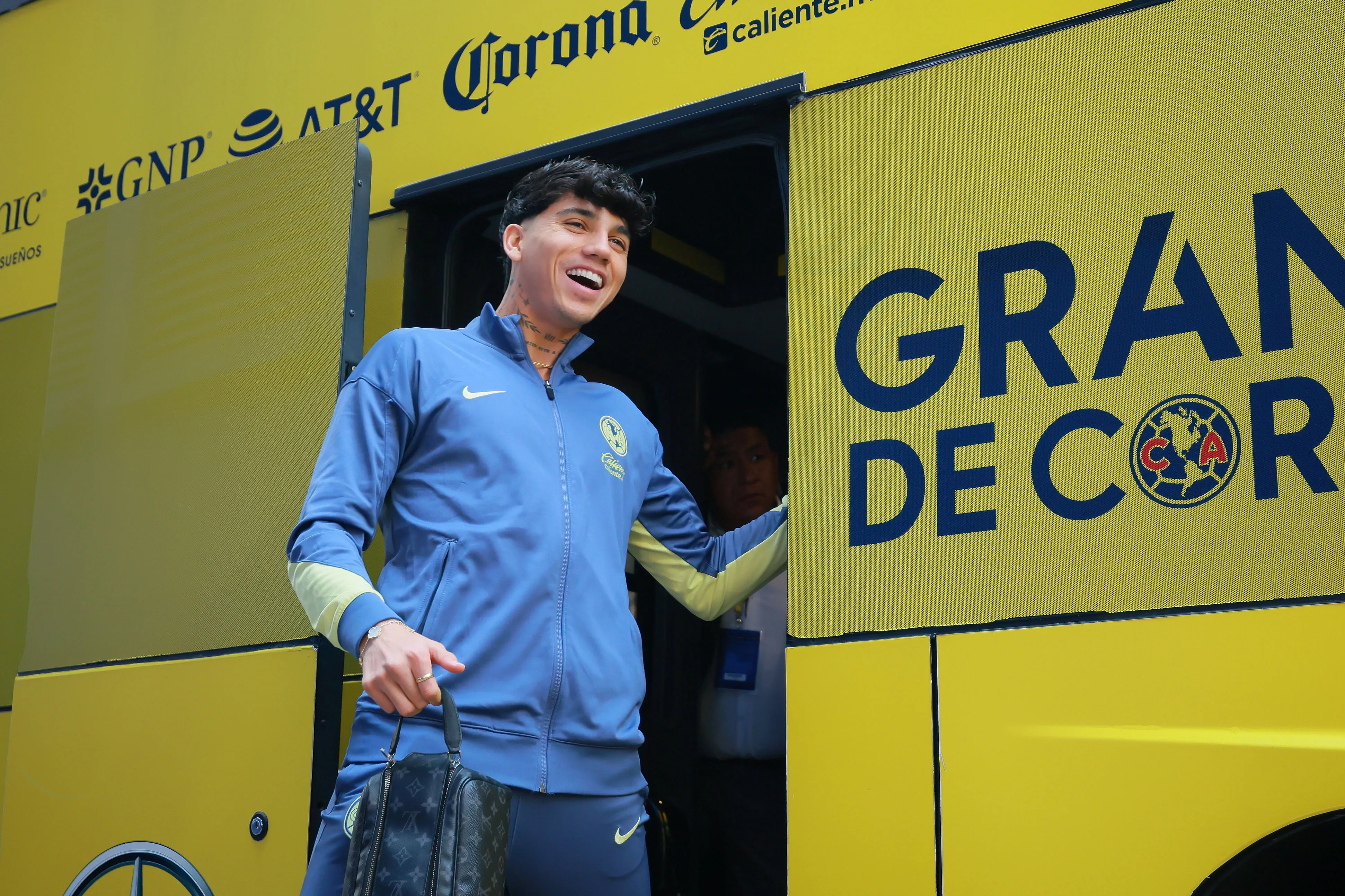 Kevin Álvarez cumplió el sueño de una niña