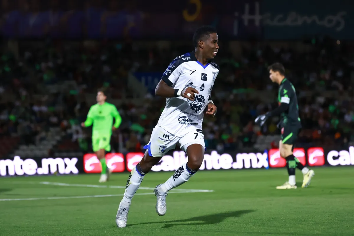 Festejo de Adonis Preciado | IMAGO7