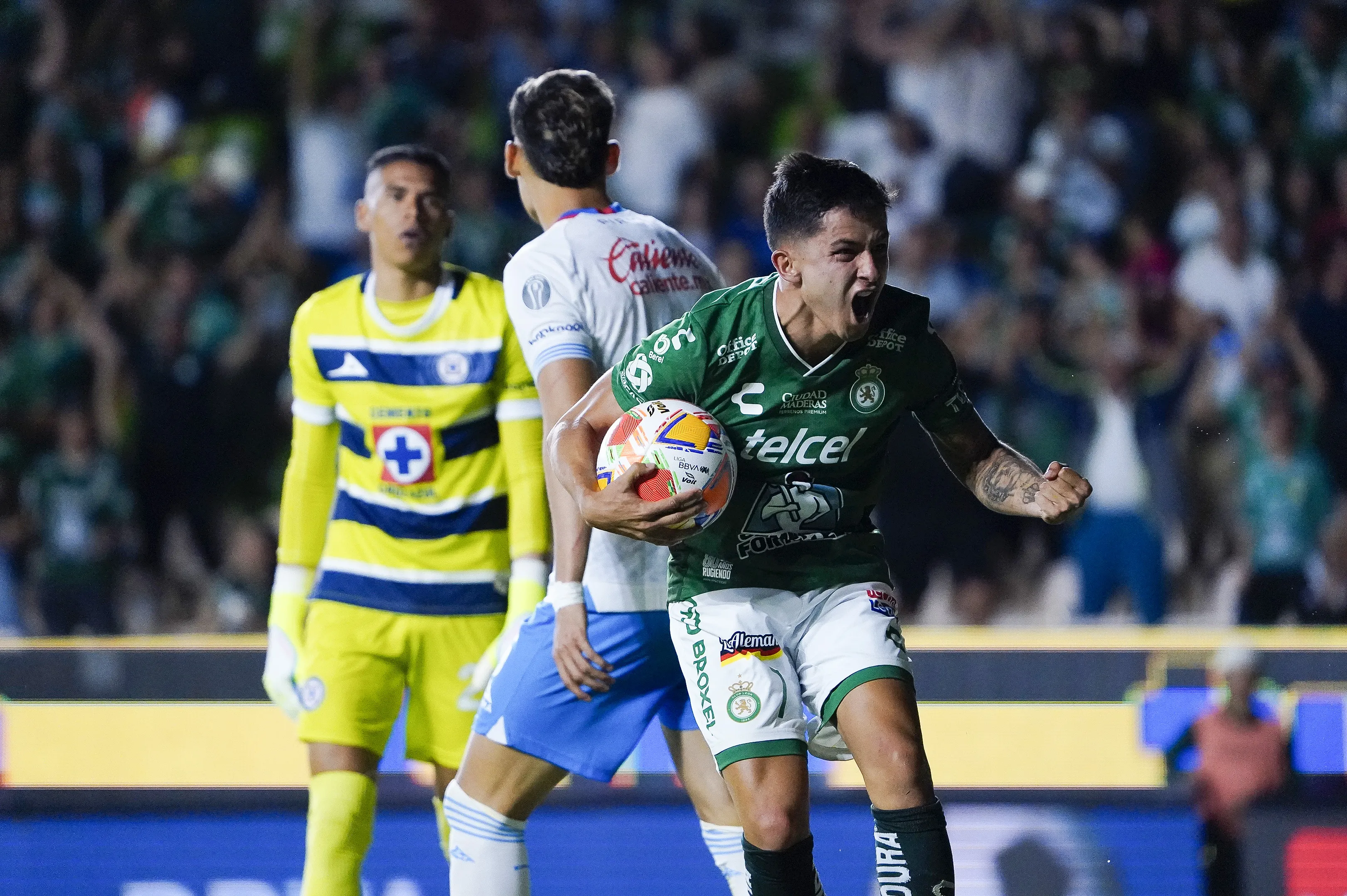 Iván Moreno le dio vida a la Fiera en el partido