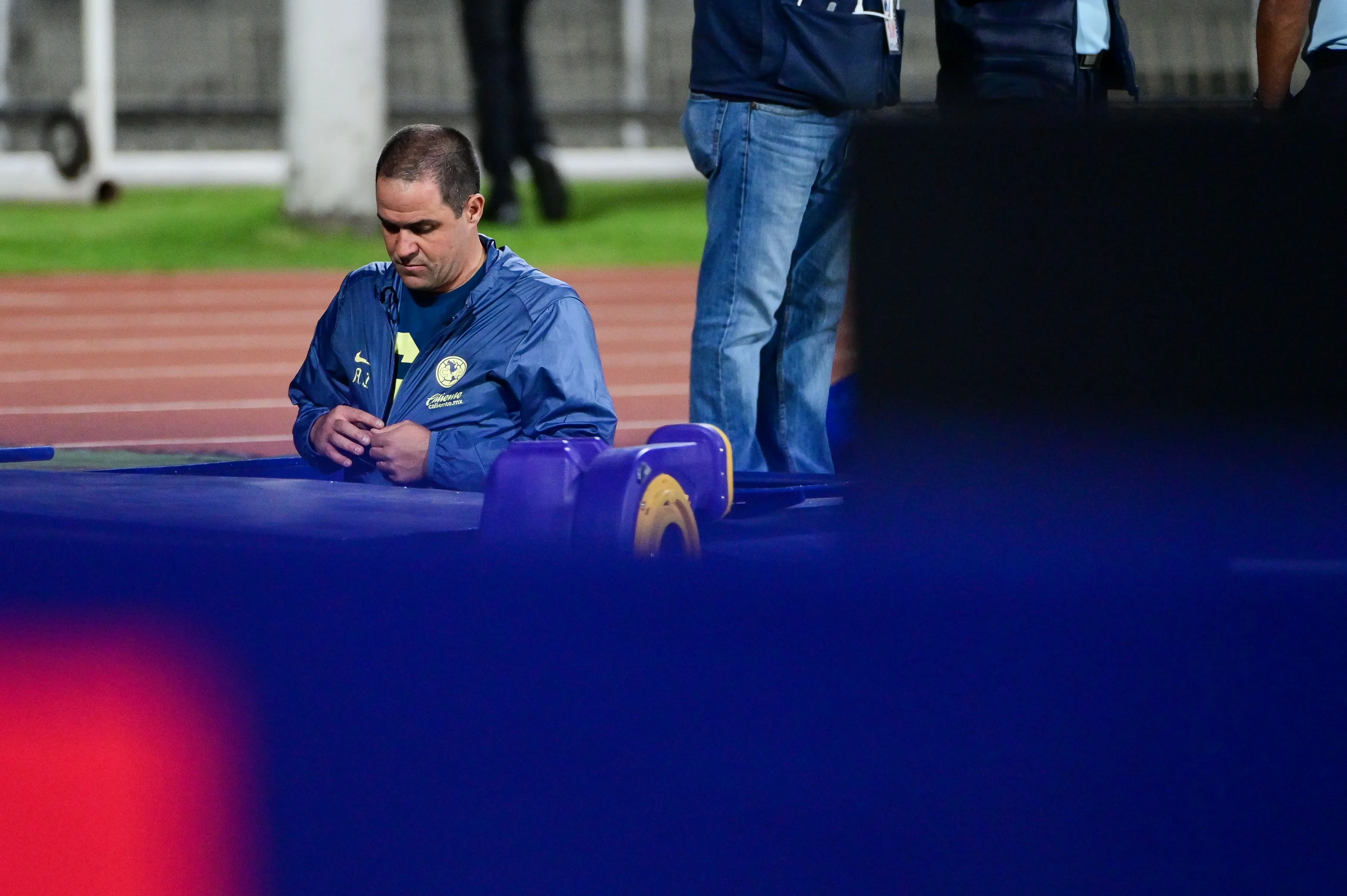 Jardine se fue expulsado en el partido en CU