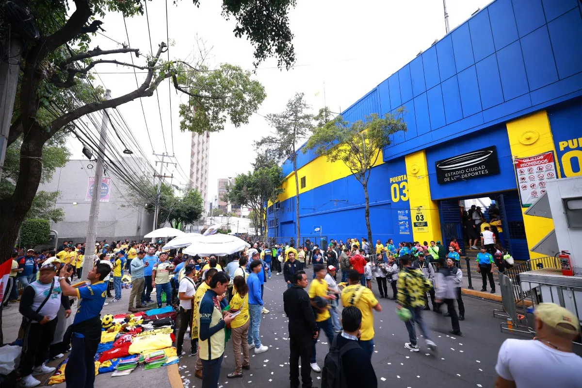 Inmediaciones del estadio | IMAGO7