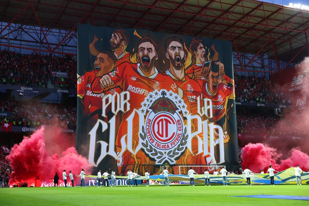 Tifo de los jugadores | IMAGO7