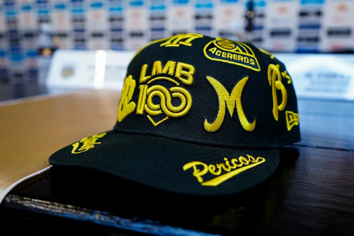 Gorras oficiales | IMAGO7