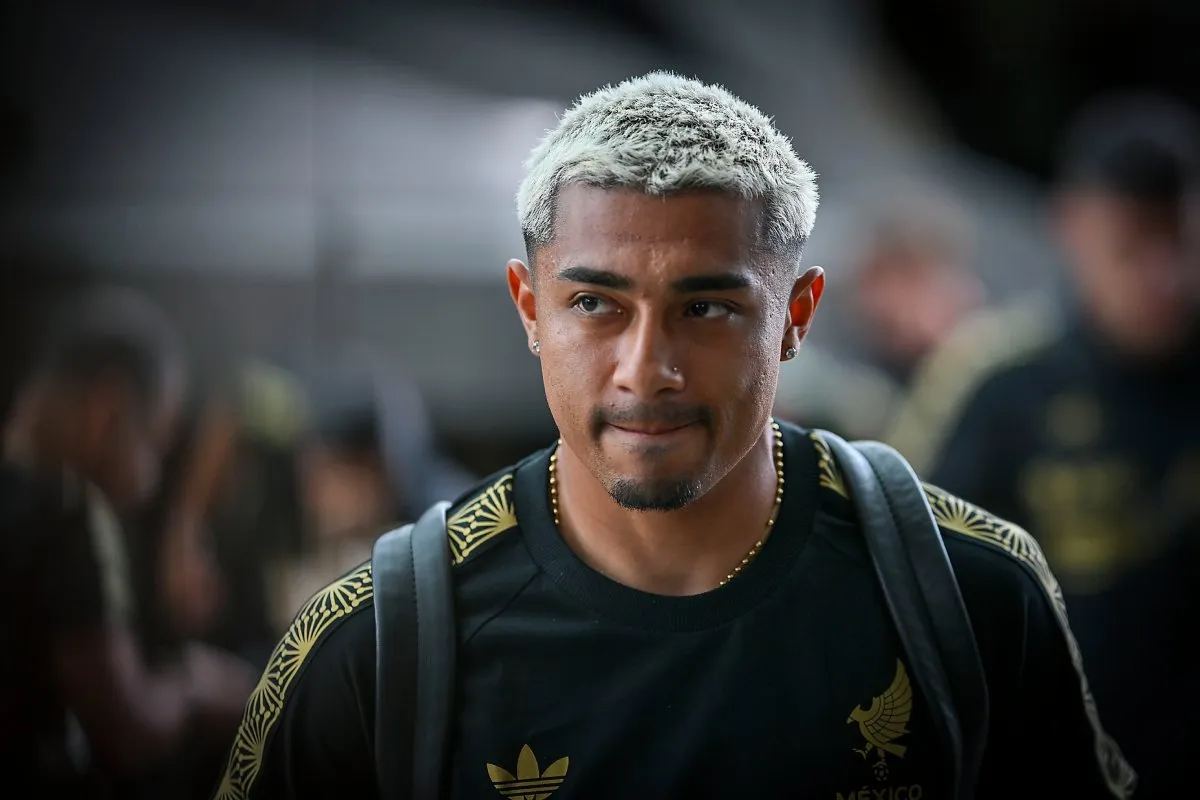 Julián Araujo | IMAGO7