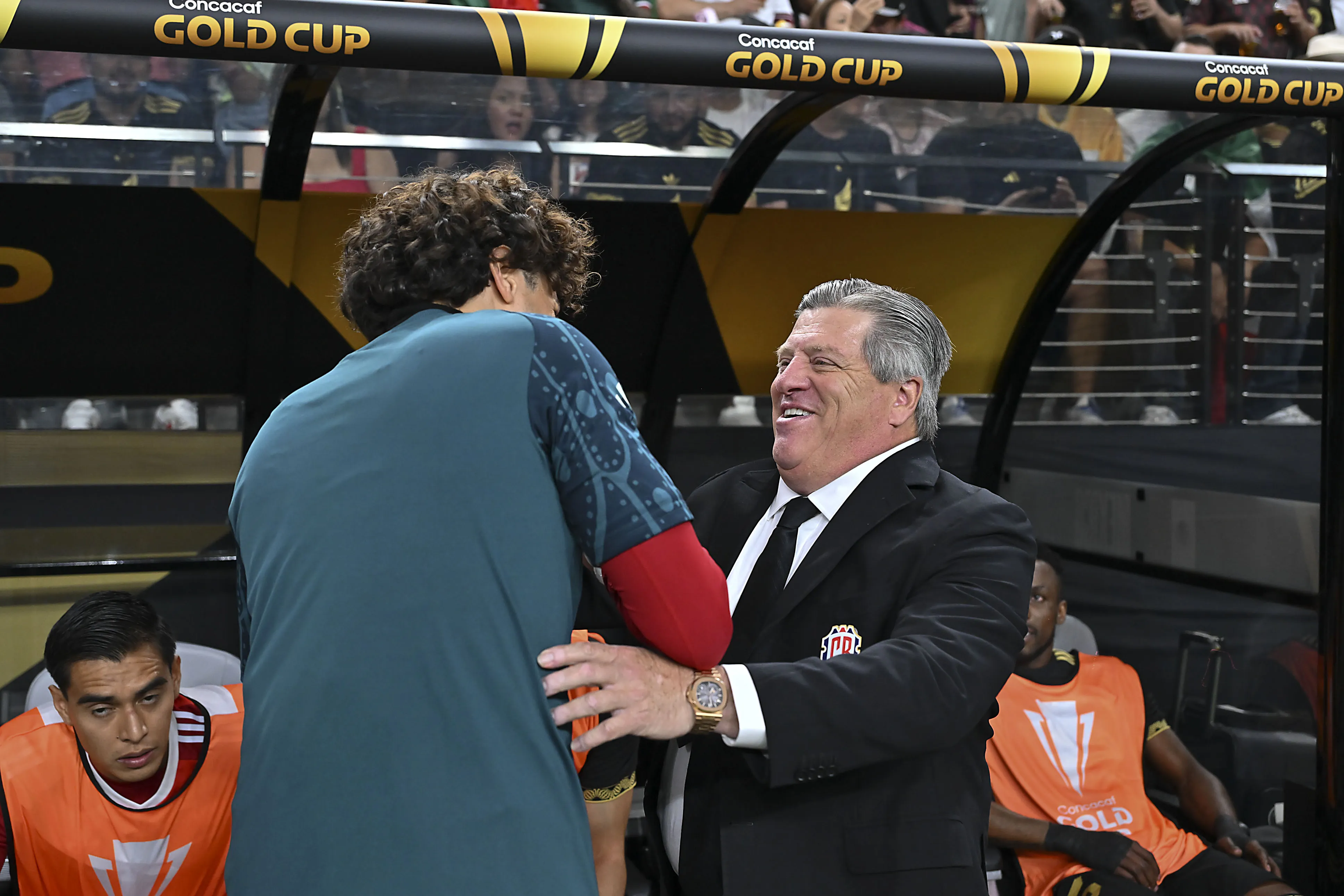 Memo Ochoa y Herrera en la Copa Oro