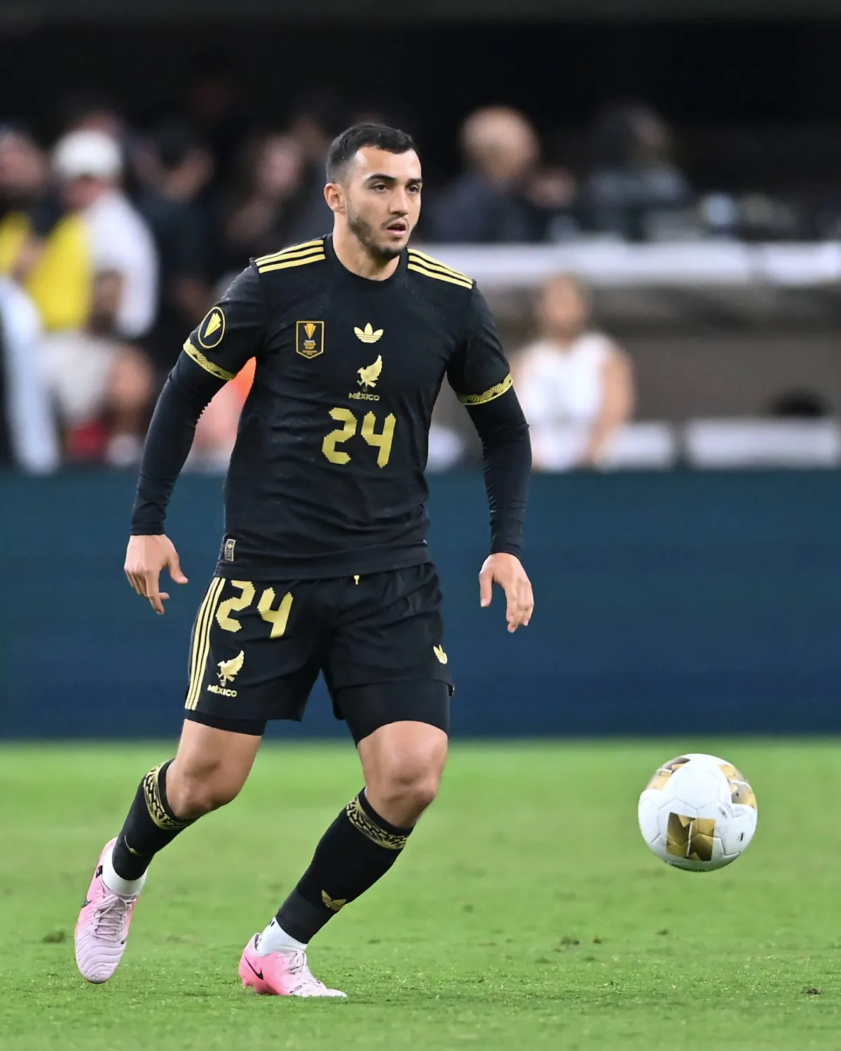 Luis Chávez | IMAGO7