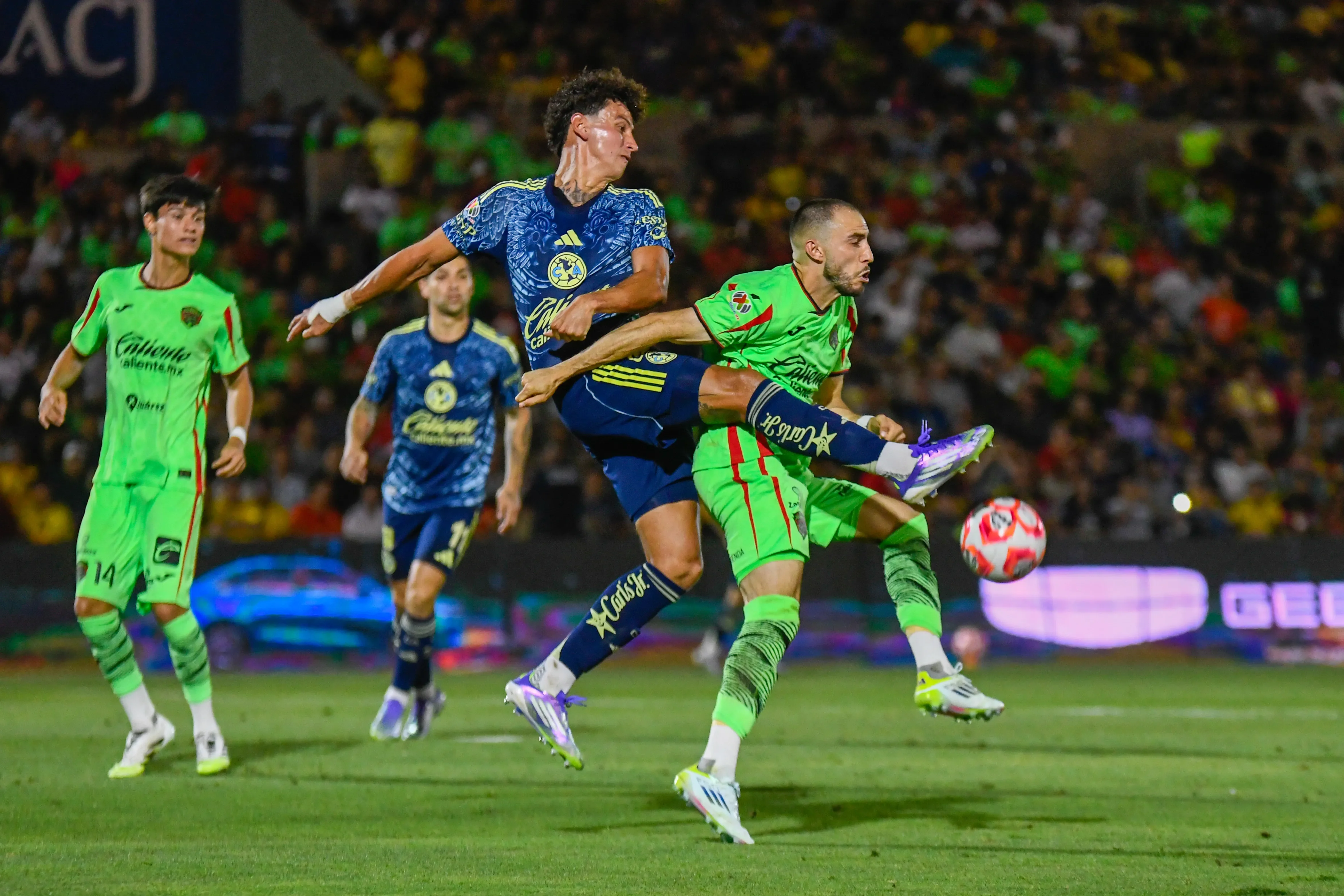 América empezó el torneo con un empate ante los Bravos