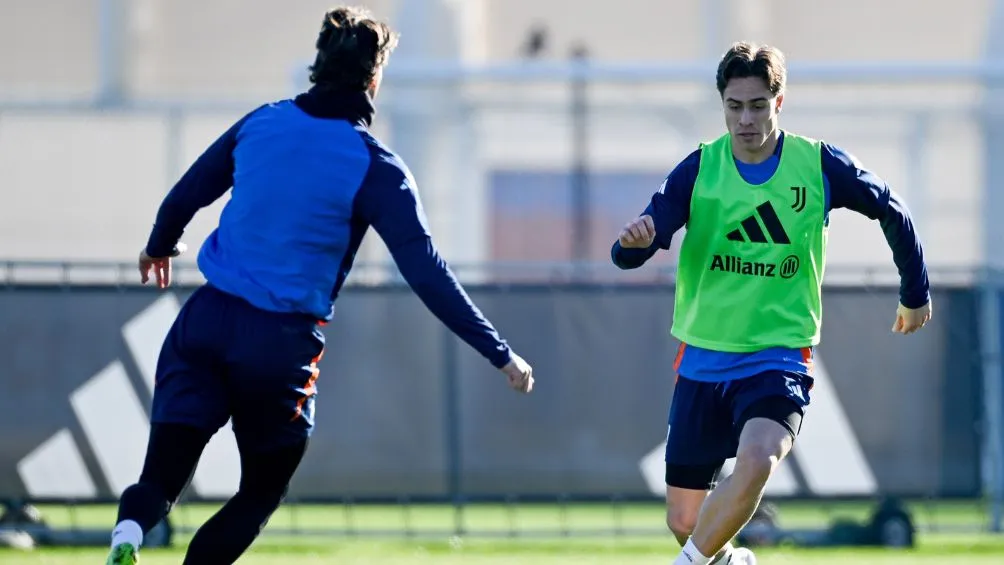 La Juve se prepara para enfrentar a la Fiore | TWITTER: @juventusfc