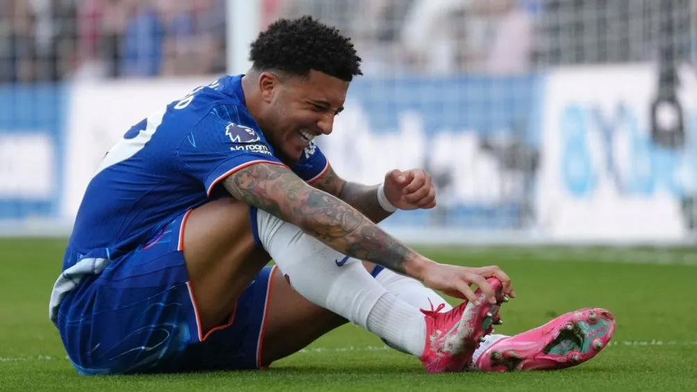 Sancho quería permanecer en el Chelsea | AP