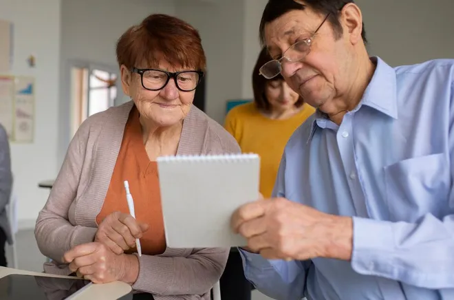 En algunos casos los maestros no podrán jubilarse antes de lo planeado / FREEPIK