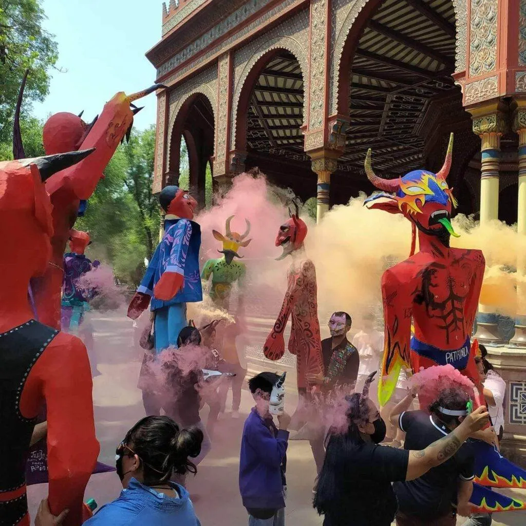 En n cada región del país cambia el forma de la quema de Judas / Redes Sociales