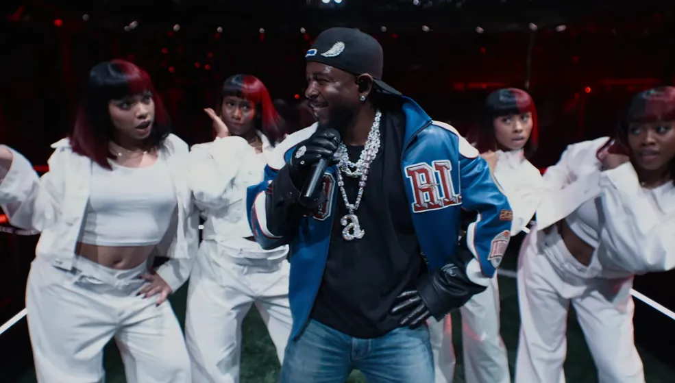 La presentación del rapero fue para muchos un medio tiempo aburrido / Especial