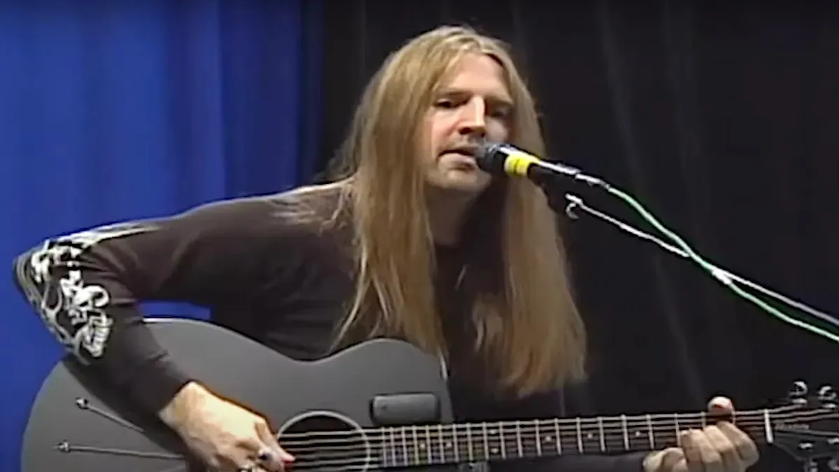 KISS despide a Karl Cochran a través de una publicación en sus redes sociales / Foto Especial