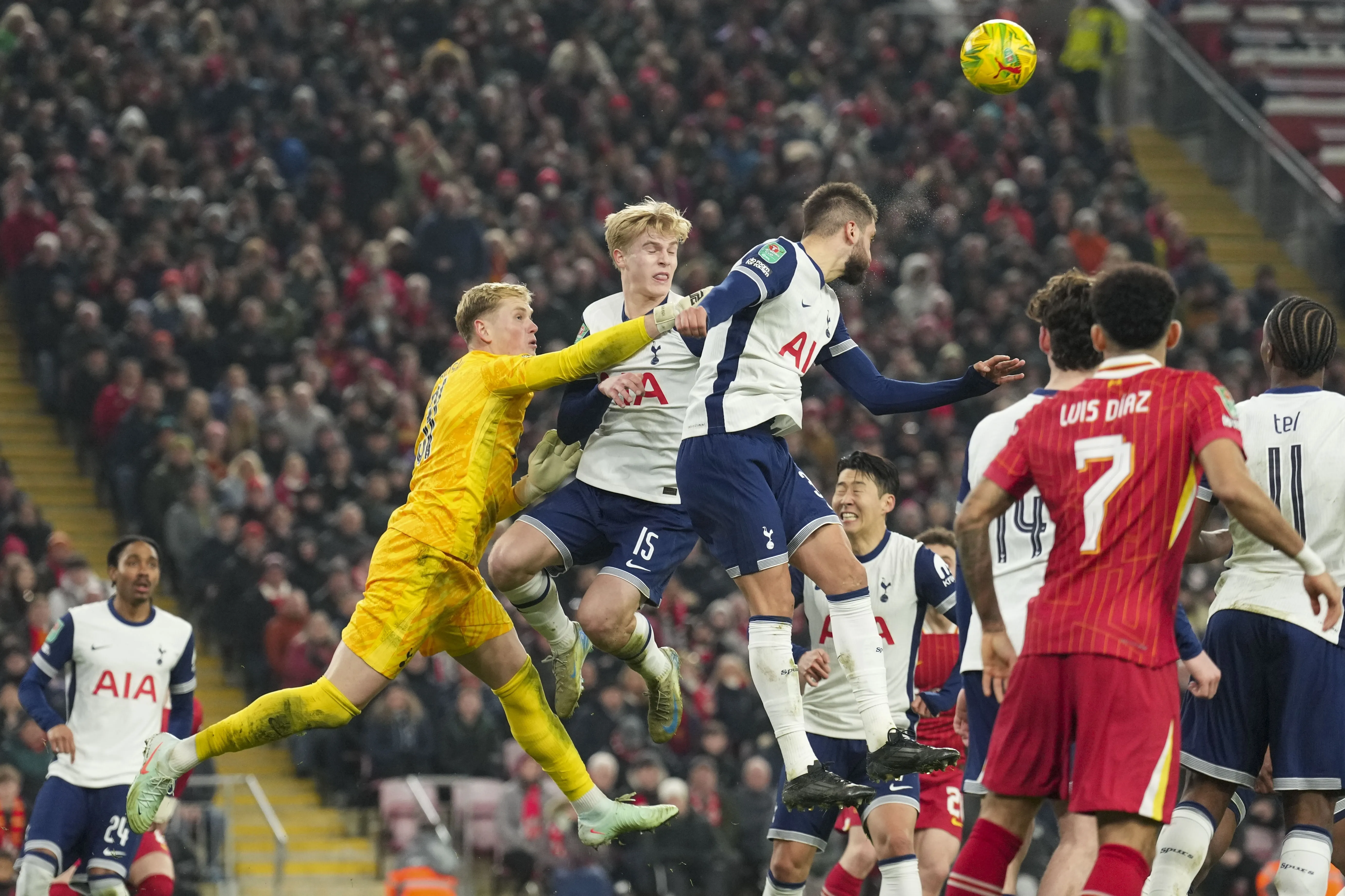 Imágenes del Liverpool vs Tottenham | AP