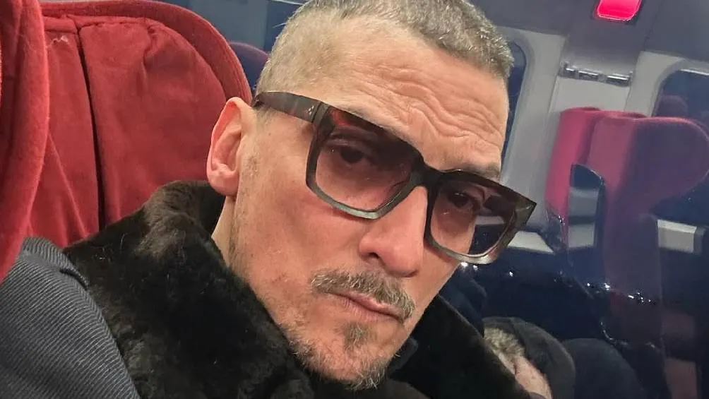 El vocalista de Zoé recibió varias críticas por su propuesta/IG: @leonlarregui