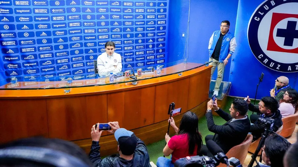 Romero durante su presentación | IMAGO7