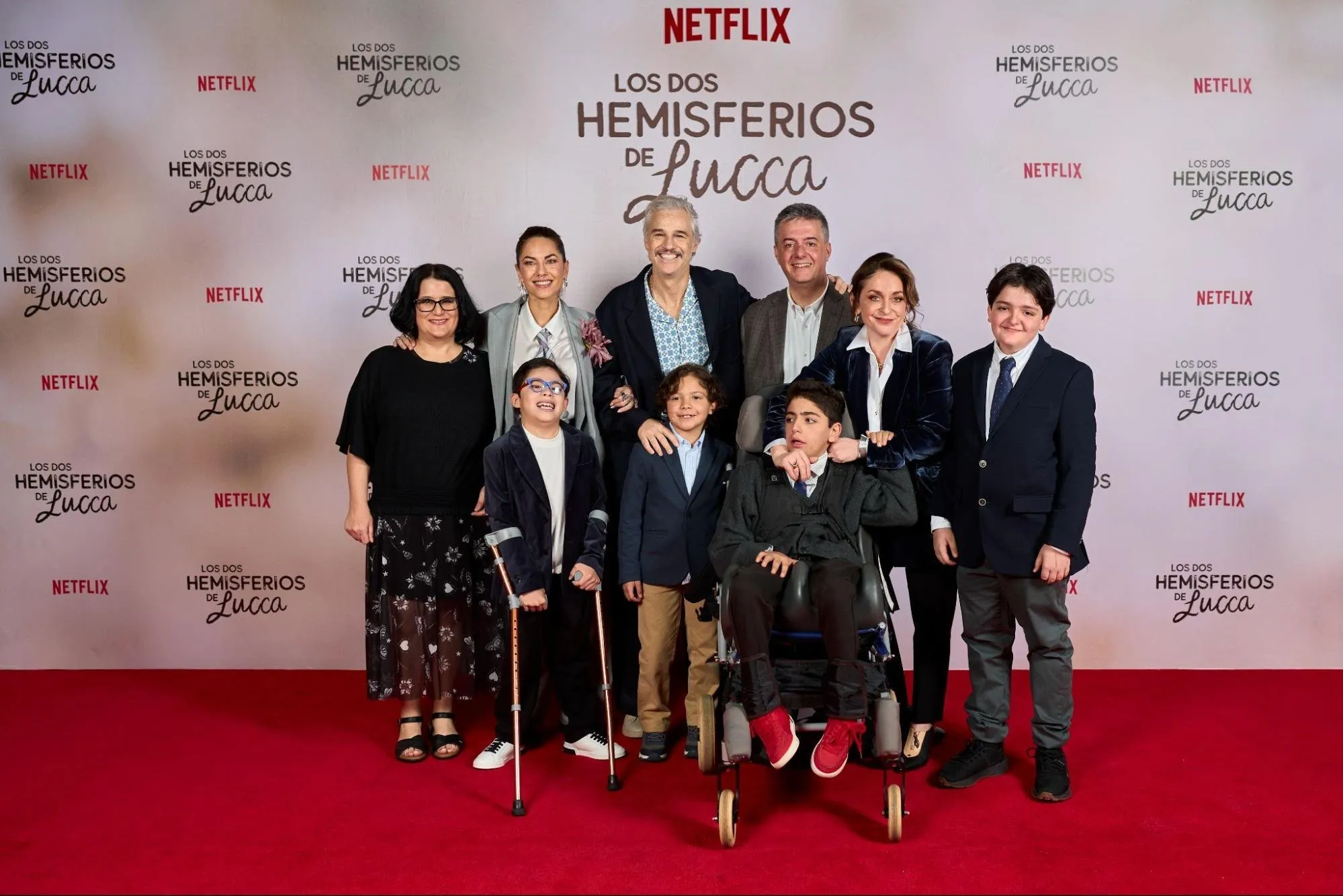 La escritora Bárbara Anderson y su familia estuvo reunida con el elenco de la película / Redes Sociales