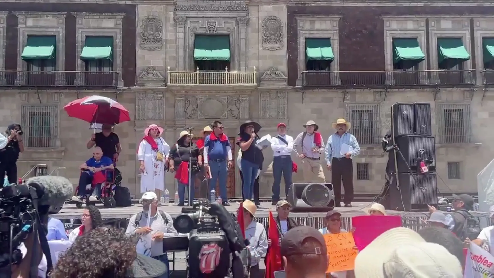 La reunión entre en la CNTE y el Gobierno federal tuvo avances / Redes Sociales