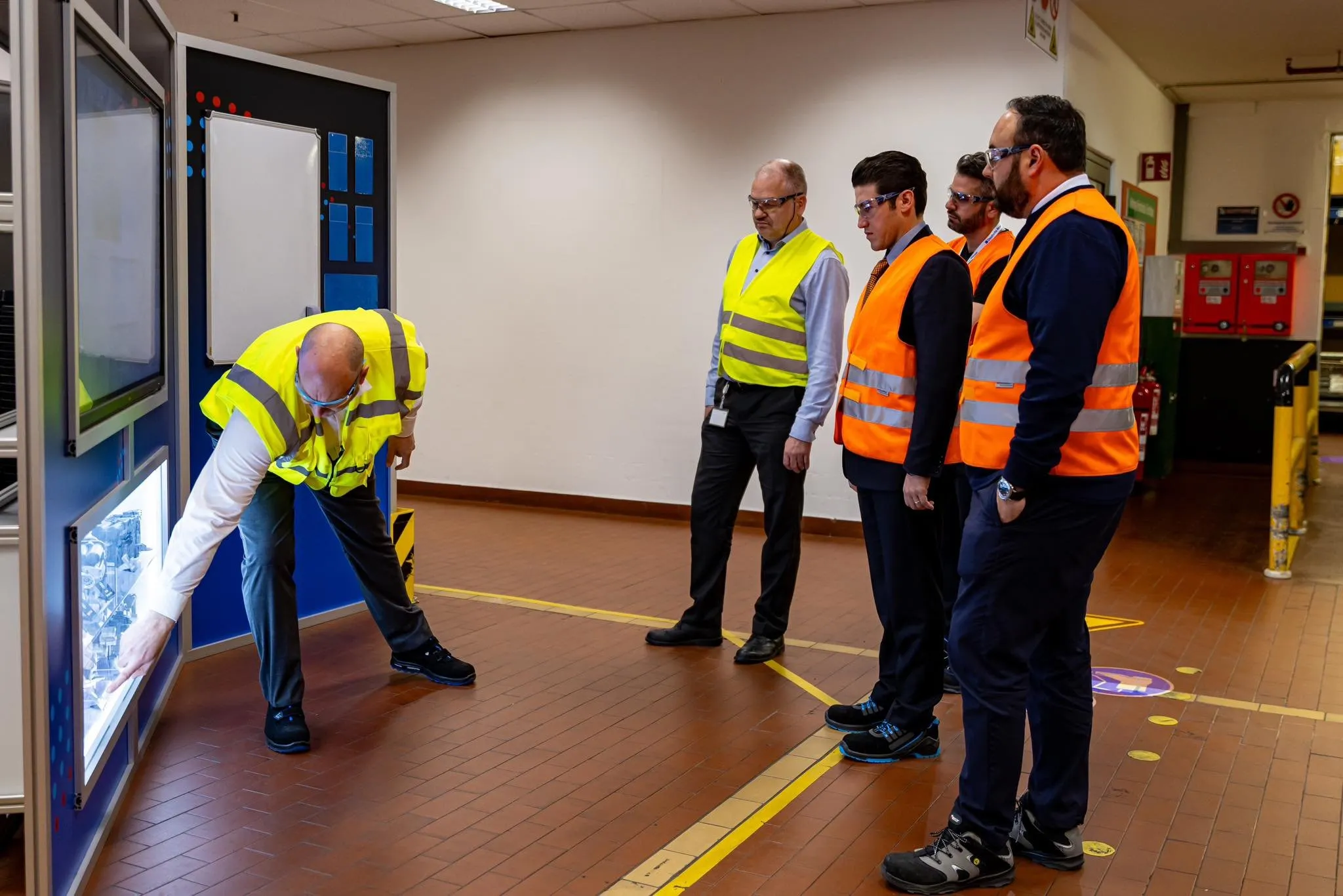 Samuel García no tenía mucho que había salido a Europa / FB: @SAMUELGARCIASEPULVEDA