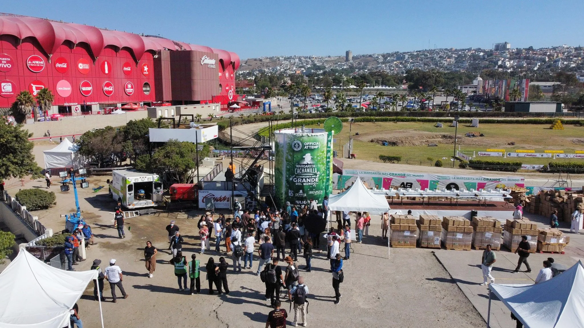 La bebida será repartida entre los asistentes del municipio / Redes Sociales
