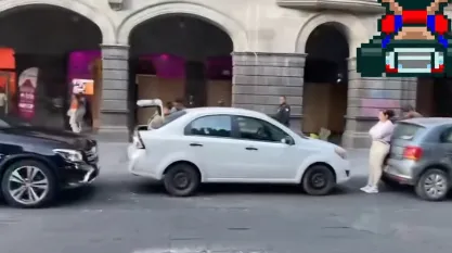 Este accidente le restó puntos a la conductora / Redes Sociales