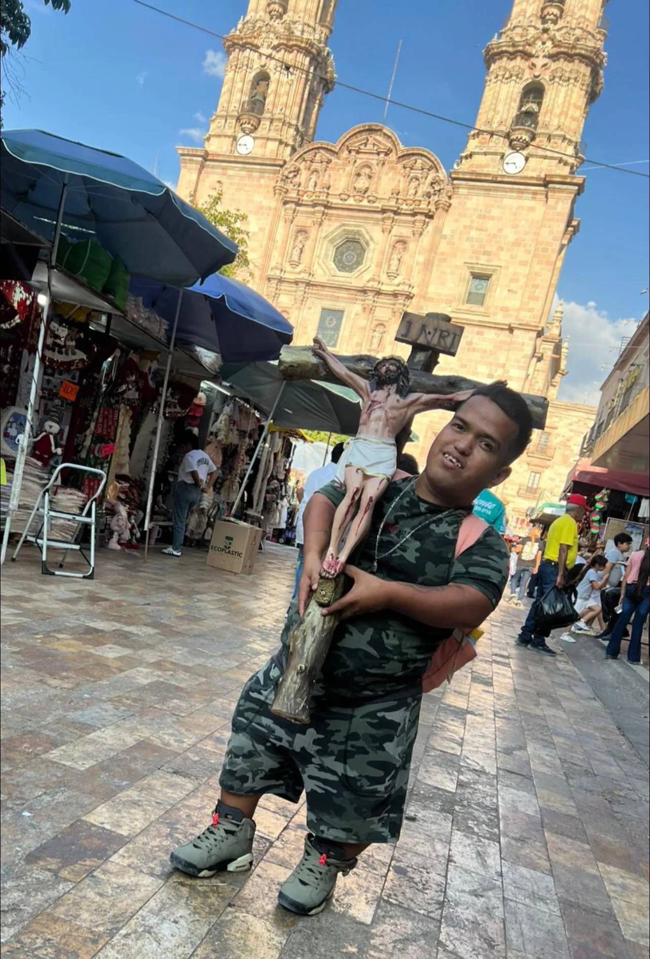 Medio Metro agradeció que no le pasara nada y a su familia en el accidente / Especial