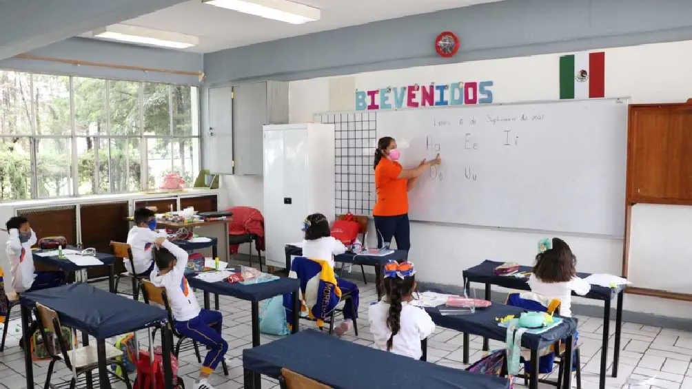 Serán estudiantes de preescolar, primaria y secundaria los beneficiados/SEP
