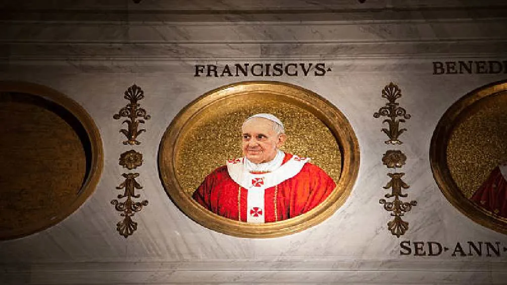 El Sumo Pontífice retomó algunas actividades laborales desde su habitación de hospital/Pixabay