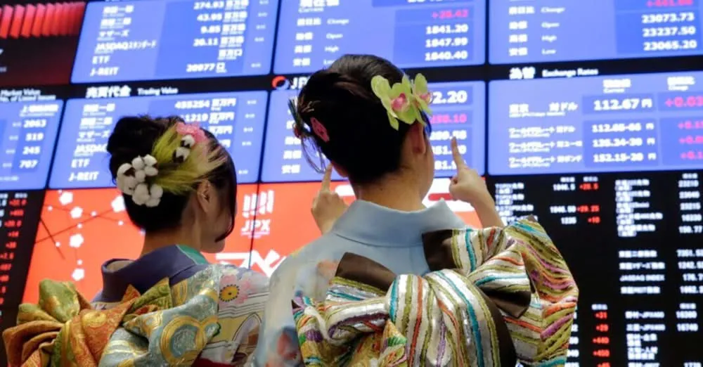 Los mercados en Asia y Europa están sintiendo la entrada de aranceles / Redes Sociales