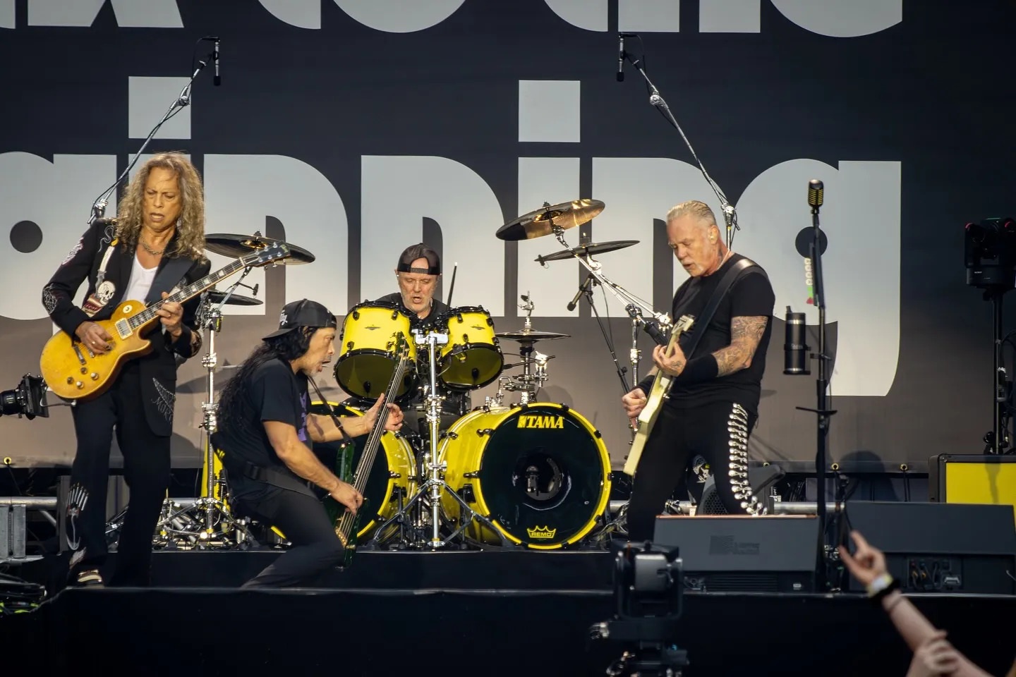 Como Metallica, muchos más artistas le han reclamado a Trump / Redes Sociales