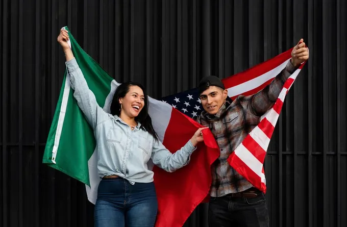 La migración también la ven como una amenaza nacional / FREEPIK