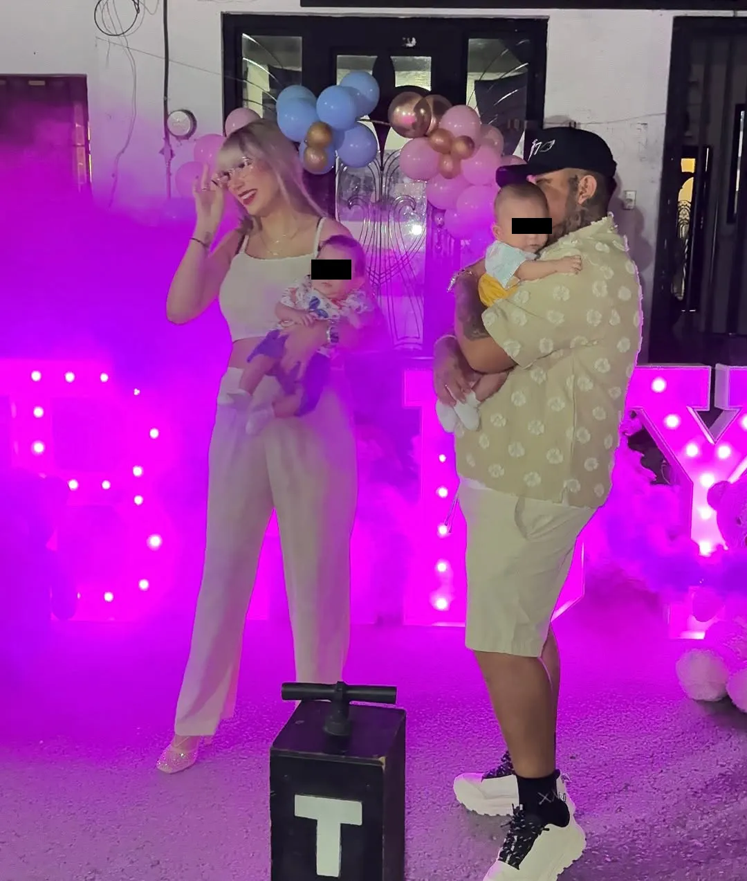 Mía junto a su novio dieron a conocer la noticia / IG: @miacortesoficial