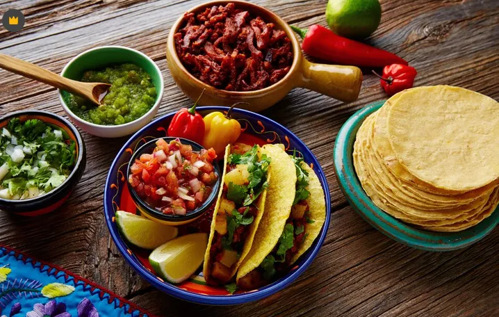 Se otorgarán 5 premios a los mejor de la comida mexicana / FREEPIK